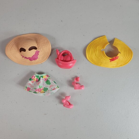 Enchantimals Fluffy Bunny & Bree Bunny Dolls Pet Bunny Garden Magic Replacement - Picture 7 of 11